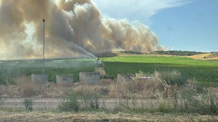 Vista del incendio desde la carretera N-121