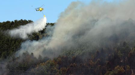 Fotos del incendio en la Cendea de Olza este lunes 15 de junio