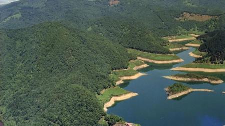 Embalse de Añarbe en Goizueta