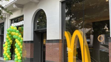 El nuevo McDonalds, en la calle San Ignacio