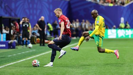 Jaroslav Zeleny y Khuliso Mudau durante el partido que ha enfrentado a la República Checa y a Sudáfrica en Atlanta