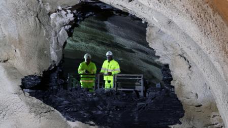 El cale, la conexión de las dos bocas de un túnel, se ha completado a las 11.35 horas de este viernes en la nueva galería de Belate, de 2.856 metros.