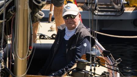 El rey Juan Carlos I, a bordo del Bribón este sábado en Sanxenxo (Pontevedra)