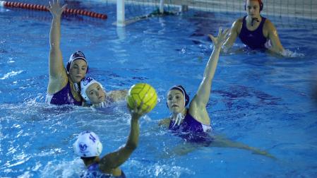 Leticia Lorieto, autora de un gol, en el duelo contra la U.E. Horta