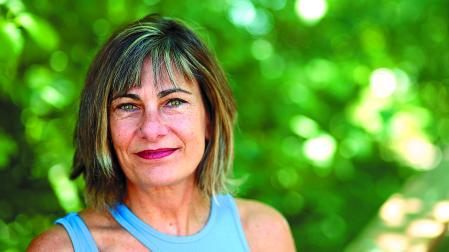 La escritora Nuria Viedma, fotografiada en Mutilva