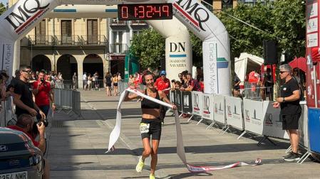 Nerea Jaso, vencedora de la prueba de 10 kilómetros en La Media San Fermín