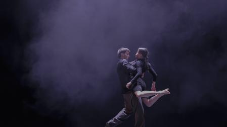 Diego Pazó y Lucía Burguete, en la obra 'Gárgola'