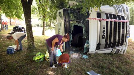AUTOR: IVAN BENITEZ FECHA: LUGAR:BELATE TEMA: ACCIDENTE DE CAMIÓN