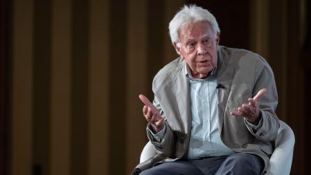 El expresidente del Gobierno Felipe González ha protagonizado un coloquio este martes, en Toledo
