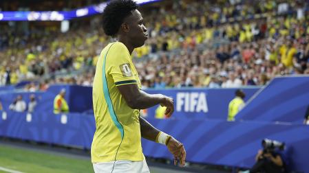 Vinícius Júnior bala tras anotar el segundo tanto de Brasil contra Escocia