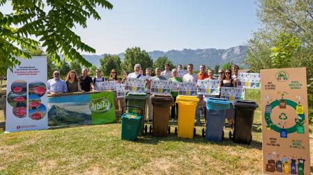 Imagen de la presentación de la campaña en el camping de Arbizu.