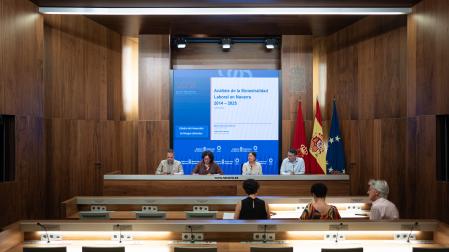 De izquierda a derecha, Iñaki Mendióroz, Carmen Maeztu, Carmen García Olaverri e Ignacio Aguado