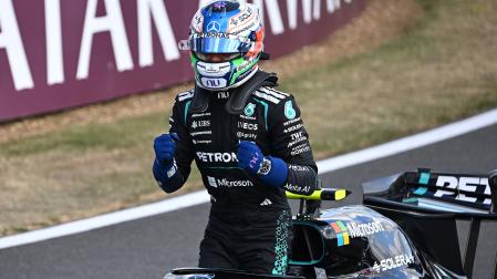 Andrea Kimi Antonelli celebra su pole en el GP de Silverstone