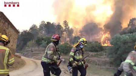 Captura de un video de Bombers Cataluña, de agentes trabajando en la zona del Baix Empordà