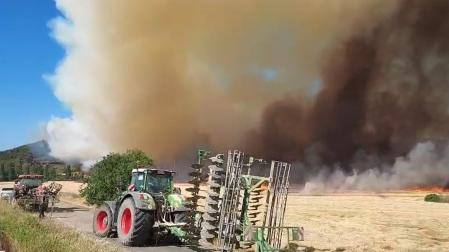 Vídeo de las llamas avanzando en el incendio de Imárcoain