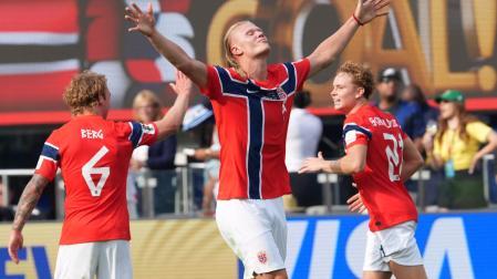 El noruego Haaland celebra uno de sus goles ante Brasil