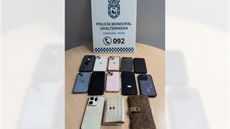 Policía Municipal recupera11 teléfonos móviles que habían sido hurtados este 6 de julio