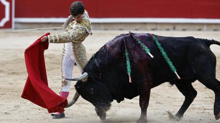 Fotos de la corrida del 7 de julio de la Feria del Toro 2026 con morlacos de Fuente Ymbro para los diestros Daniel Luque, Víctor Hernández y Aarón Palacio