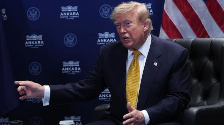 El presidente estadounidense, Donald Trump, durante su intervención al inicio de la segunda jornada de la cumbre de líderes de la OTAN en Ankara