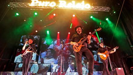 concierto de Puro Relajo en San Fermín