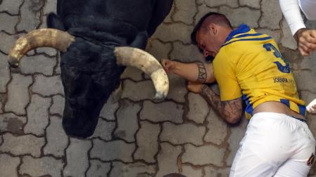 Fotos del sexto encierro de San Fermín 2026 en Pamplona