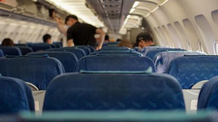 Cabina de pasajeros de una avión