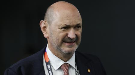 El presidente de la Real Federación Española de Fútbol (RFEF), Rafael Louzán, a su llegada al AT&T Stadium de Texas momentos antes del encuentro ante Portugal correspondiente a los octavos de final del Mundial 2026, el pasado lunes en Dallas