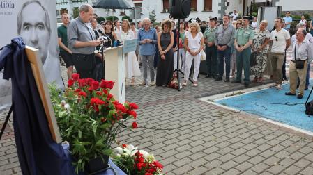 *A: JOSE CARLOS CORDOVILLA *F: 14-07-2026 *P: *L: LEITZA *T: 25 AÑOS DEL ASESINATO DE JOSE JAVIER MUGICA.