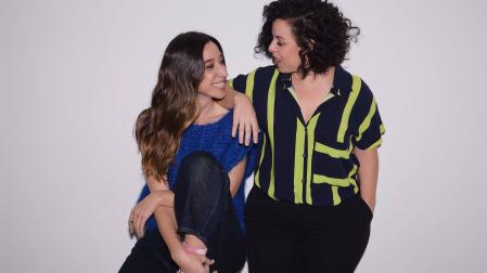 Ane Pikaza (izquierda) y María Goiricelaya afrontan la segunda etapa de la dirección artística del Festival de Teatro de Olite