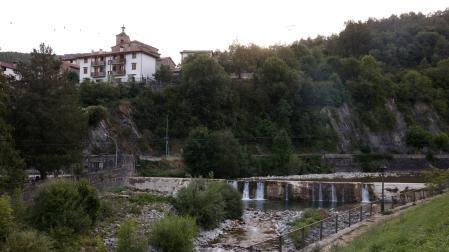 Presa en Roncal donde han fallecido una madre y dos de sus hijos menores ahogado