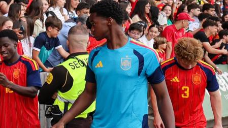 Darlington Osuchukwu con la selección española sub-17