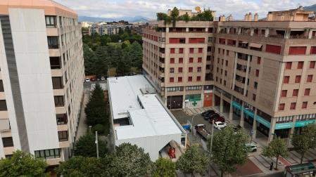Estado actual de las obras del nuevo centro que se situará en la avenida Pío XII.