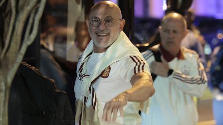 Luis de la Fuente, a su llegada el miércoles al hotel de concentración de la selección española en Nueva York
