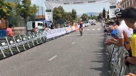 La argentina Julieta Benedetti (Toyota Valencia) se ha impuesto en la meta de Berrioplano en la Vuelta a Pamplona