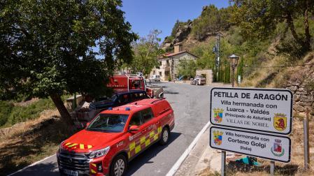 Un vehículo del Servicio de Bomberos de Navarra en Petilla de Aragón