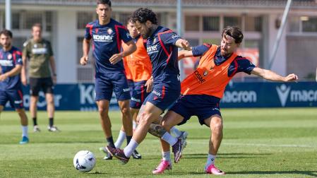 Fotos del entrenamiento de Osasuna de este lunes