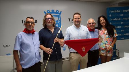 De izda. a dcha.: Ángel Manuel Plaza Lasheras, Diego Ramírez Parra, Alejandro Toquero Gil, Pascual Ortega Pérez, y Verónica Gormedino López.