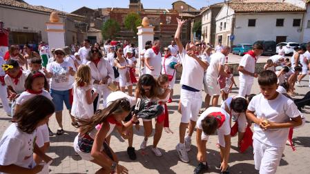 La Asociación Liédena se encargó de lanzar el chupinazo en el inicio de las fiestas 2026 en la localidad de la merindad de Sangüesa