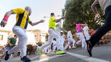 Fotos del cuarto encierro de fiestas de Tudela 2026