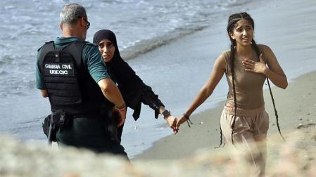 Fotos de la llegada de inmigrantes a la costa de Ceuta