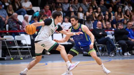 Álex Calvo la pasada temporada, lleva siete en el Valle de Egüés