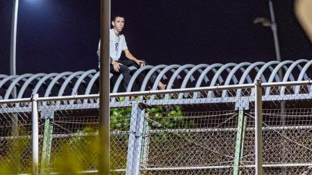 La tranquilidad ha vuelto a la valla fronteriza de Melilla tras una noche, la segunda consecutiva, de presión migratoria en diferentes puntos del perímetro y entradas irregulares que aún no han sido cuantificadas de forma oficial