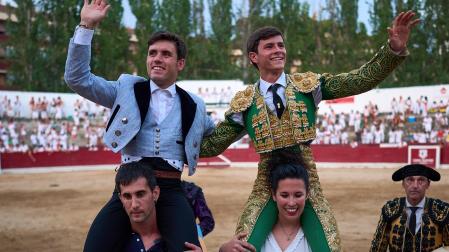 Fotos de la corrida mixta de fiestas de Estella