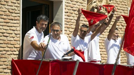 Fotos del cohete de fiestas de Larraga
