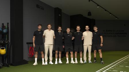 Xabier Arcaya, Imanol Zabaleta, Aitor Irigoyen, Ioritz Sanz, Tasio Villacampa, Javier Biel y Oier López, parte de la plantilla de ÍMPETU.