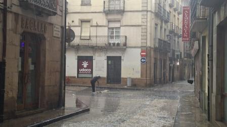 Tormenta en Estella en agosto