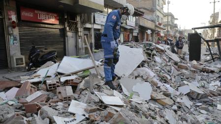 Edificios y casas afectadas este martes en Pereira (Colombia), tras el terremoto de magnitud 7,4 que sacudió al país