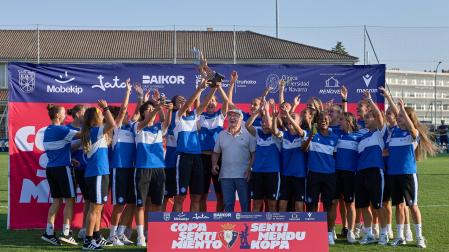 Fotos del triangular Copa Sentimiento en Tajonar