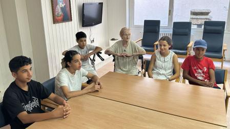 Participantes de la iniciativa “Archivo Vivo de Fitero” en la Residencia de mayores San Raimundo