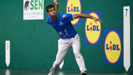 Zabaleta, en un duelo anterior, ganó junto a Larrazabal